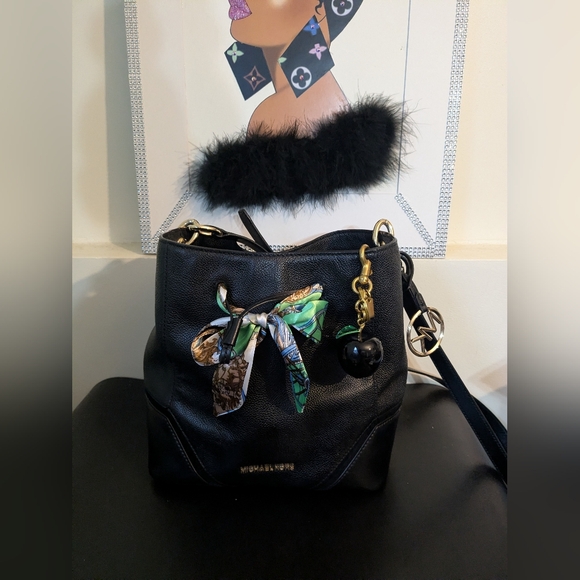 Michael Kors Nicole Leather Bucket Drawstring Crossbody Bag - Picture 14 of 14